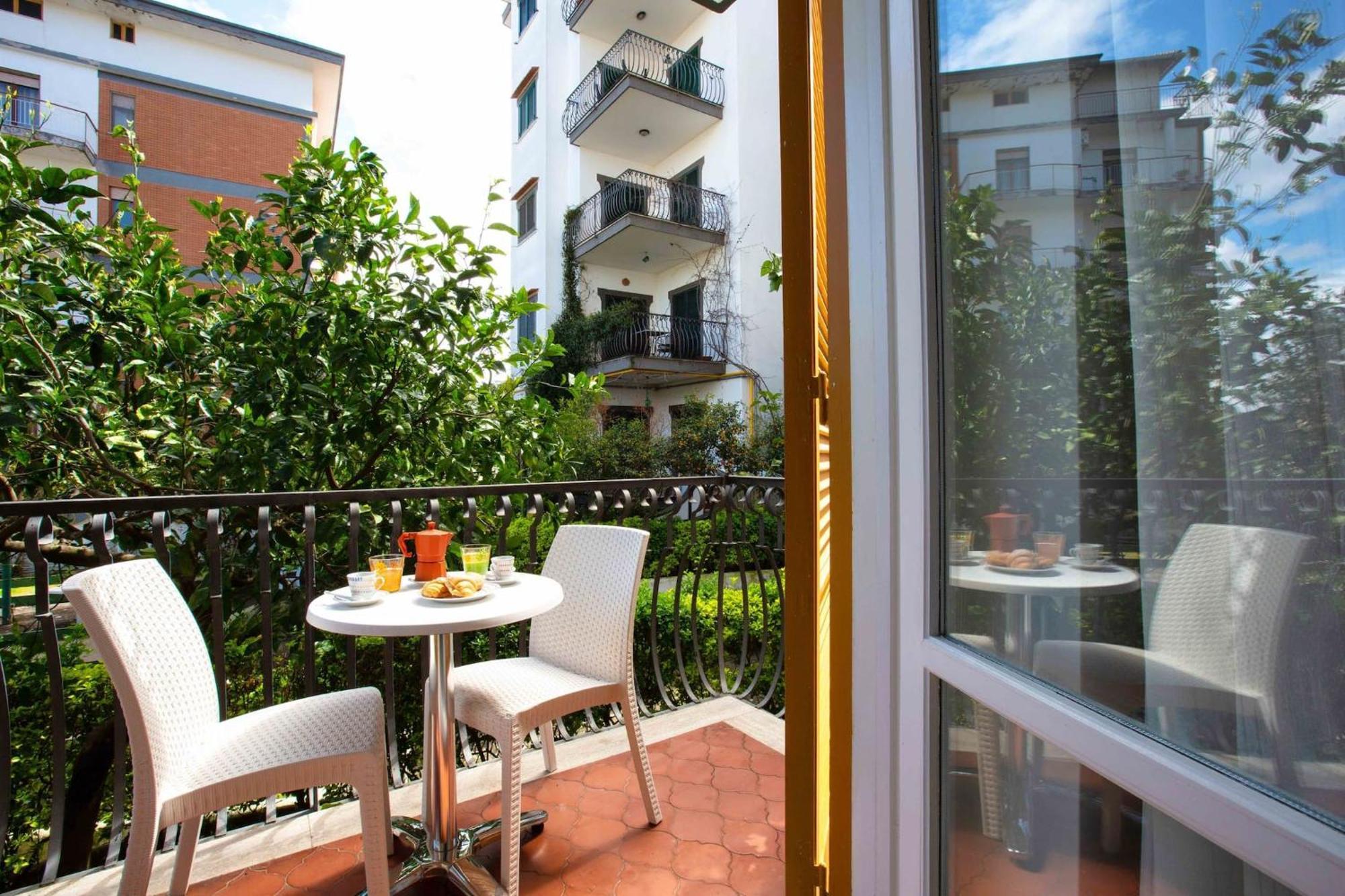 Sorrentovibes - Modern Apartment With Terrace, Swimming Pool&Tennis Zewnętrze zdjęcie