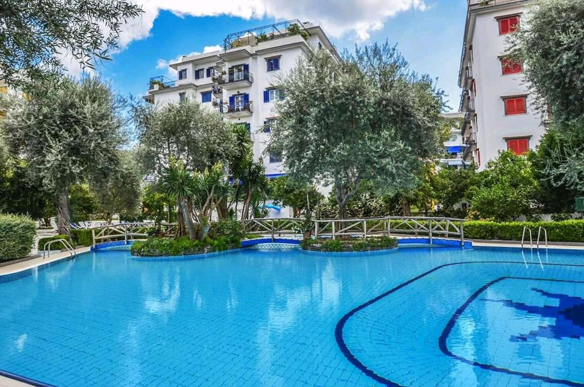 Sorrentovibes - Modern Apartment With Terrace, Swimming Pool&Tennis Zewnętrze zdjęcie