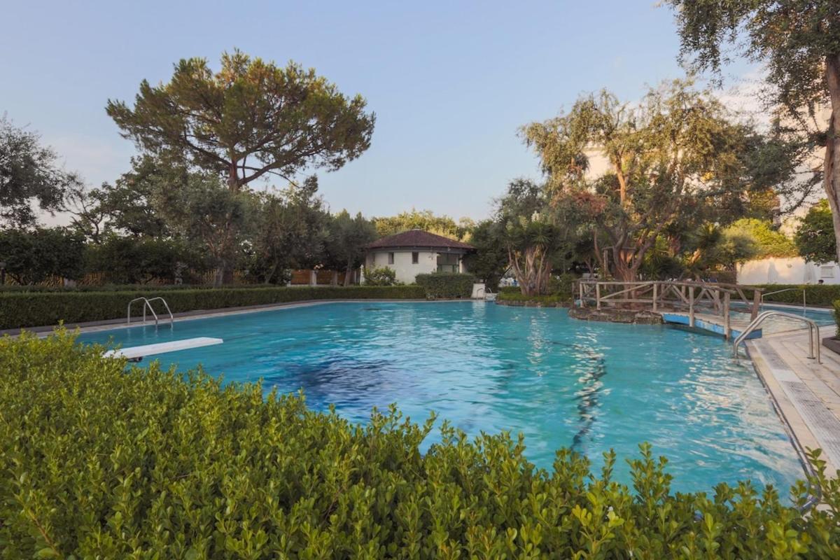 Sorrentovibes - Modern Apartment With Terrace, Swimming Pool&Tennis Zewnętrze zdjęcie